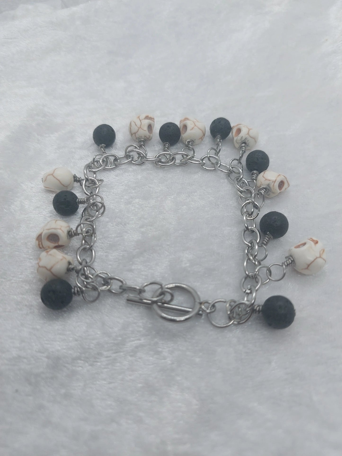 Howlite Skulls with Lava Rock Bracelet 1118Markets